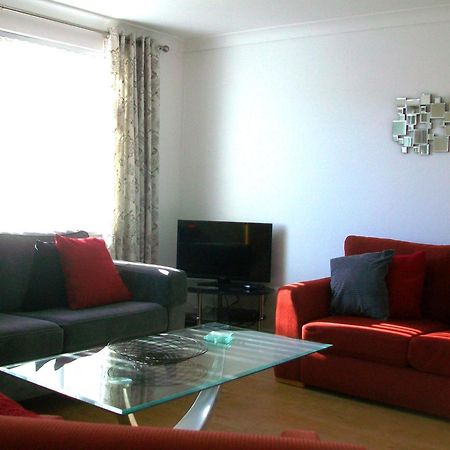 Number 8 With Free Parking Villa Bury St. Edmunds Buitenkant foto